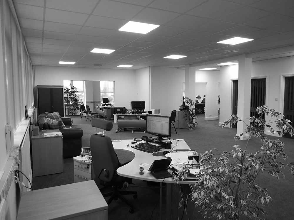 officenewbw.jpg